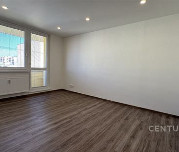 Pronájem bytu 1+1 42 m² - Fotografie 4