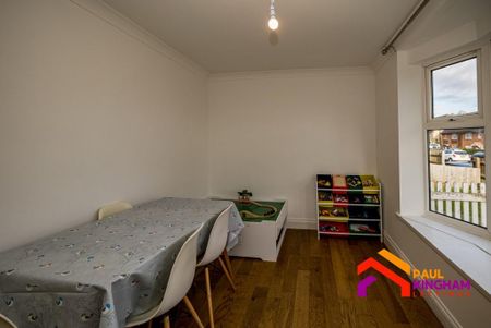 3 bedroom semi-detached house to rent - Photo 2