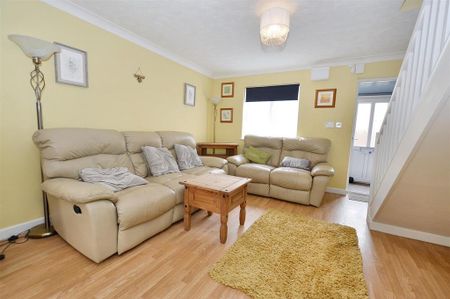 2 bedroom cottage to rent - Photo 3