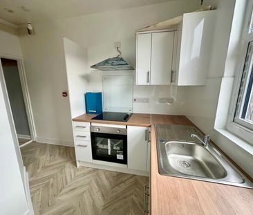 Longroyd Grove, Leeds - Photo 4