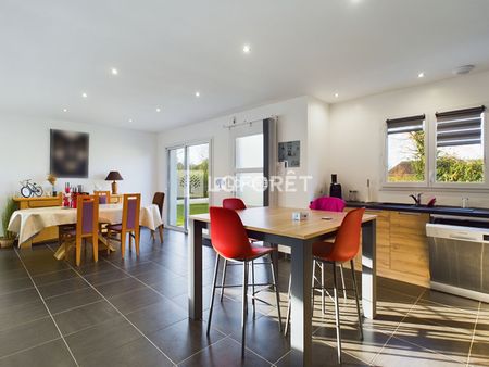 House - Photo 2