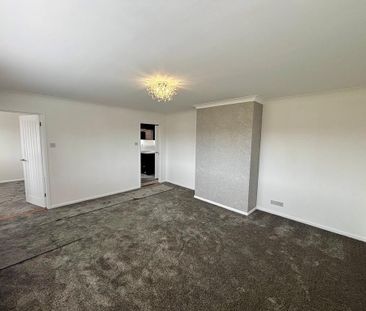 3 bedroom detached bungalow to rent - Photo 1