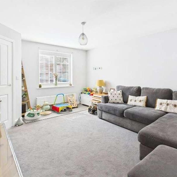 Fersfield Gardens Kingsway, Quedgeley, Gloucester, Gloucestershire, GL2 - Photo 1