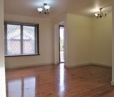 4/53-55 Warwick Road, Greensborough - Photo 3
