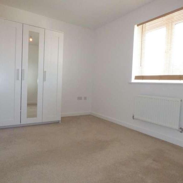 Rideau Road, Meon Vale, Stratford-upon-avon, CV37 - Photo 1