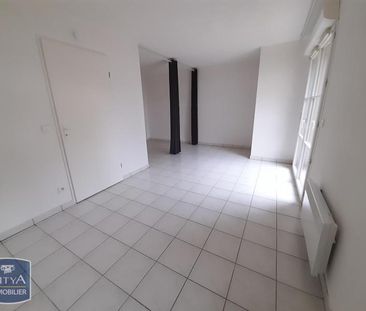 Location Appartement 1 pièce 34m² VILLENEUVE SUR LOT 47300 - Photo 2