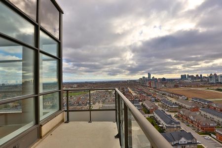 For Lease - 220 Forum Drive Unit# Ph104, Mississauga, Ontario - Photo 2