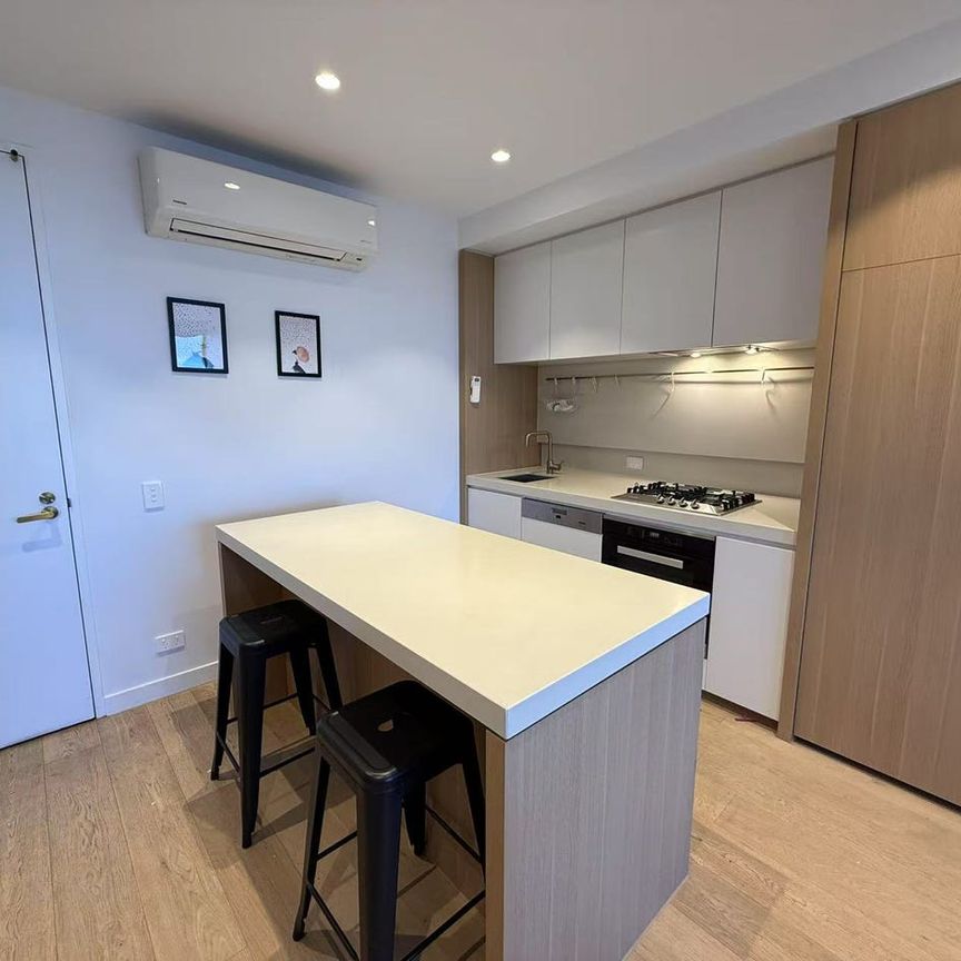 2B2B1C Unfurnished Skyone Apartment More options coming.... - Photo 1