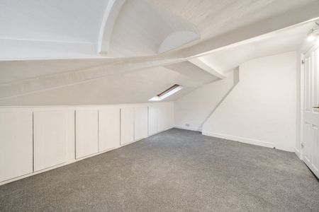 Victoria Way, London, SE7 - Photo 4