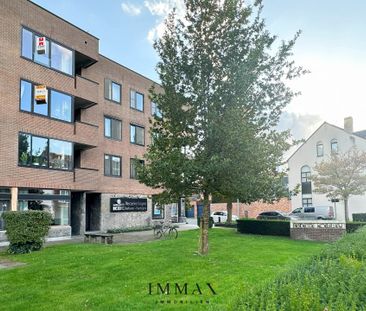 Appartement met 2 slaapkamers en parking op centrale ligging - Photo 4