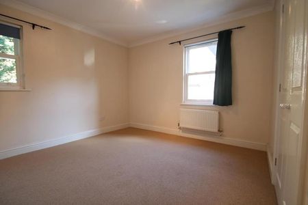 2 bedroom apartment to rent Church Court, Dolphin Close, Surbiton, KT6 - Photo 2