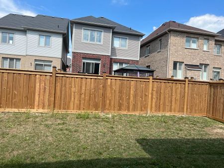 For Lease - 1219 Graham Clapp Avenue Unit# Main, Oshawa, Ontario - Photo 4