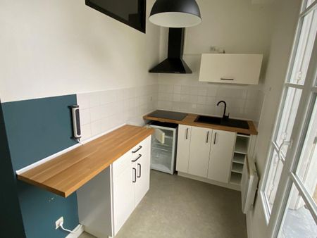 Location Appartement 2 pièces 41m² SAUMUR 49400 - Photo 4