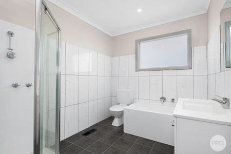 WALKING DISTANCE TO CENTRAL BALLARAT! - Photo 4