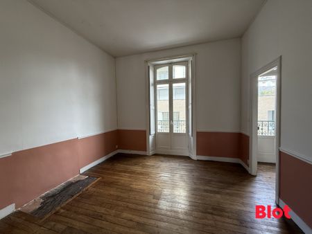 Location Appartement 6 pièces 133m² RENNES 35000 - Photo 4