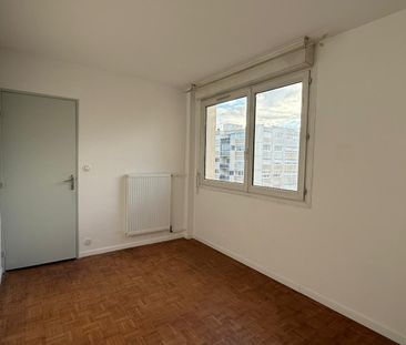 Location Appartement 4 pièces 79m² - Photo 6
