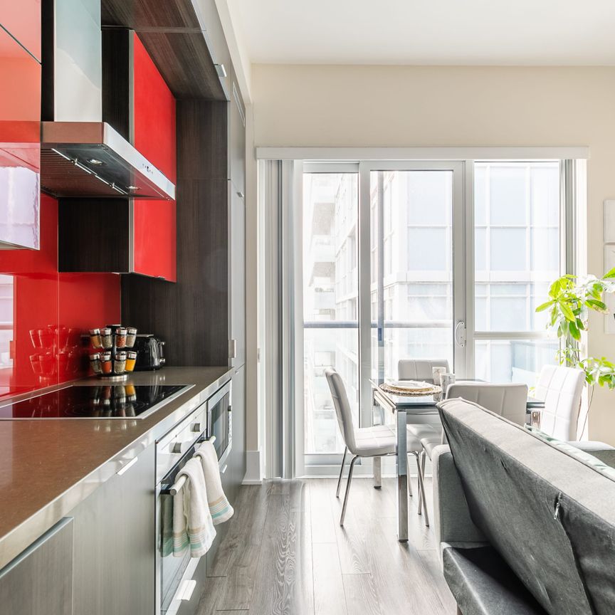 Luxury 1BR Condo - Stunning Views Of CN Tower! - Can be rented from November 26, 2023 to March 1, 2024 - Photo 1