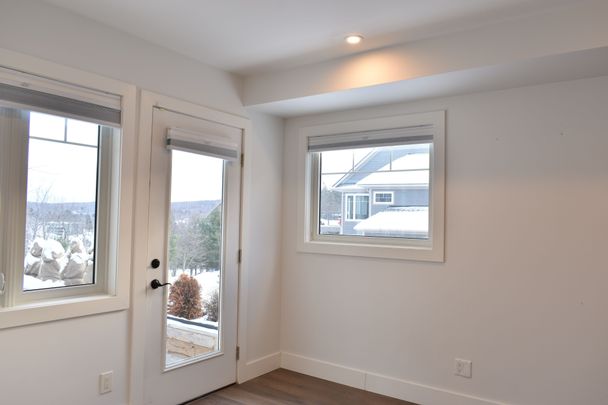 For Lease - 3-103 Tree Tops Lane, Huntsville, Ontario - Photo 1