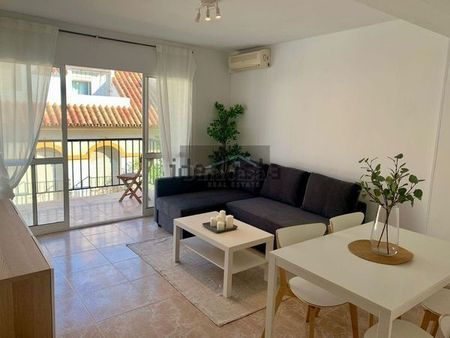 Alquiler de ático en Cervantes - Photo 2