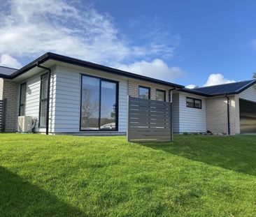 Stylish new build - Photo 4