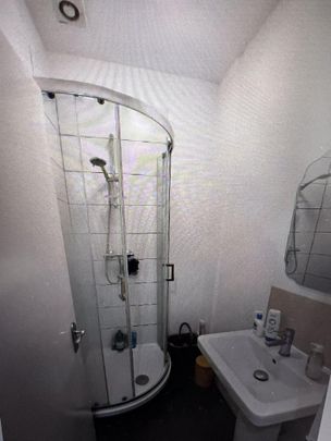 Property to rent - Photo 1