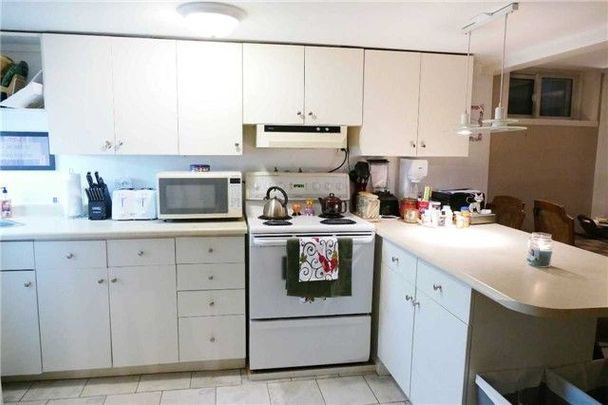 For Lease - 20 Johnson Road, Aurora, Ontario - Photo 1