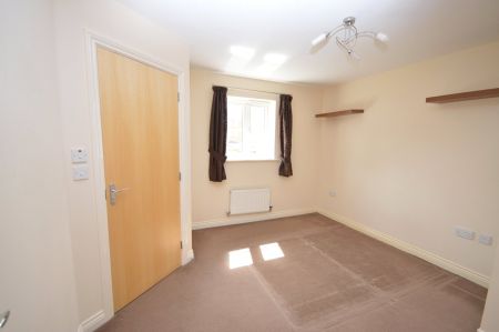 Robert Davy Road, Exeter, Devon, EX2 - Photo 3