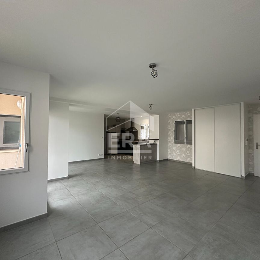 Location Appartement 4 pièces 111m² - Photo 1