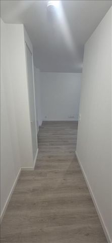 1 pièce - 24,34 m² - 5ème étage - Colocation non autorisée - Photo 3