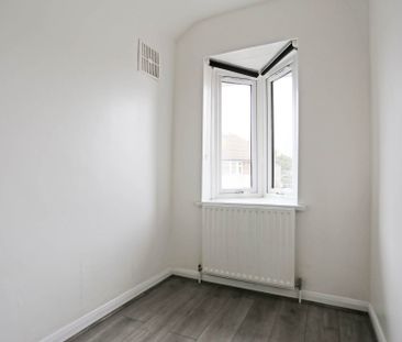 Price £2,100 pcm - Available Now - Unfurnished - Photo 4
