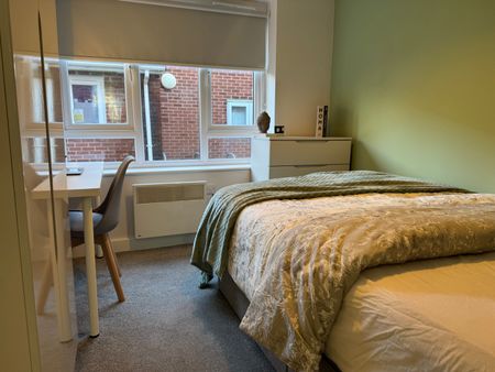 Fletcher Road, NG9 2WN, NOTTINGHAM - Photo 3