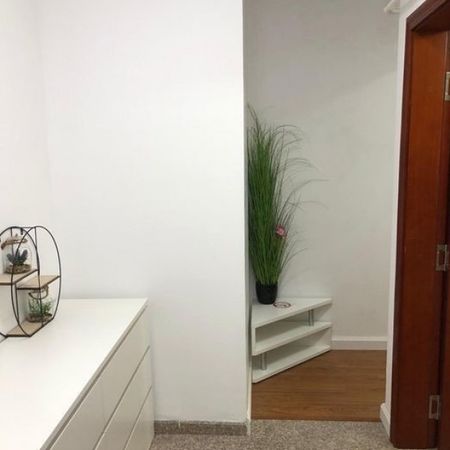 Garsoniera situata la Gara de Nord - Photo 4