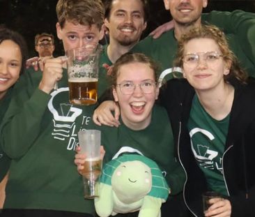 The Green Light District - Foto 2