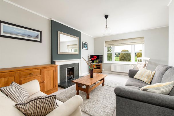 3 bed apartment to rent in Pembroke Road, Bristol, BS8 - Photo 1