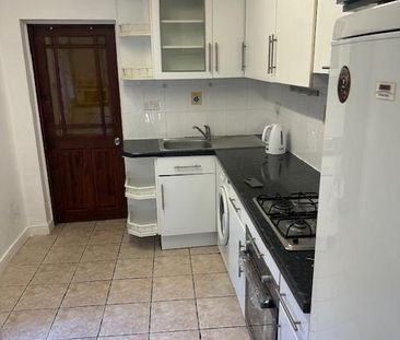 Studio Flat, York Road, E17 - Photo 4