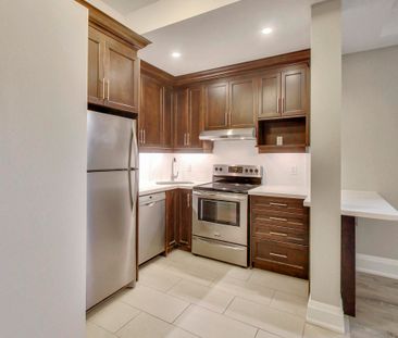 For Lease - 458 Oakwood Avenue Unit# 102, Toronto, Ontario - Photo 2