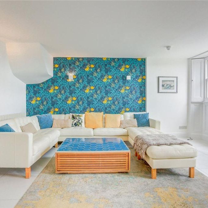 3 bedroom property to rent - Photo 1