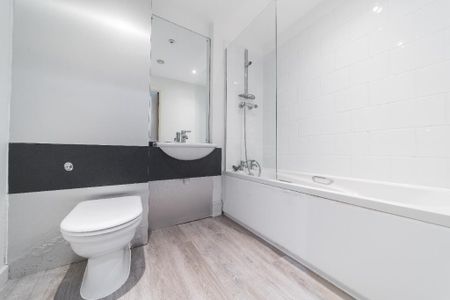 2 bedroom apartment to rent - Photo 4