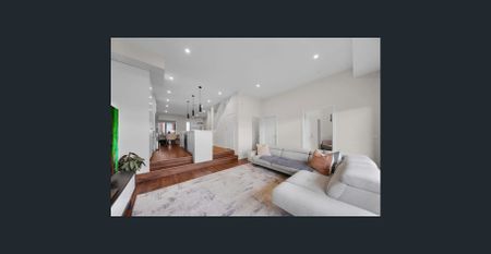 For Lease – Modern Dream 5-Bedroom Family Home in Doncaster East - Photo 2