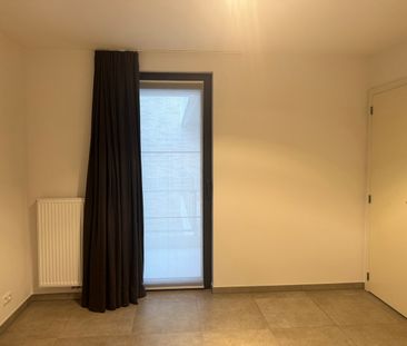 Appartement - Te huur - Photo 2