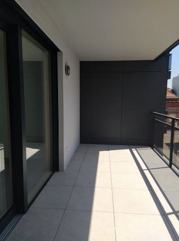 Location Appartement 43 M² SAINT-LOUIS 890 € - Photo 5