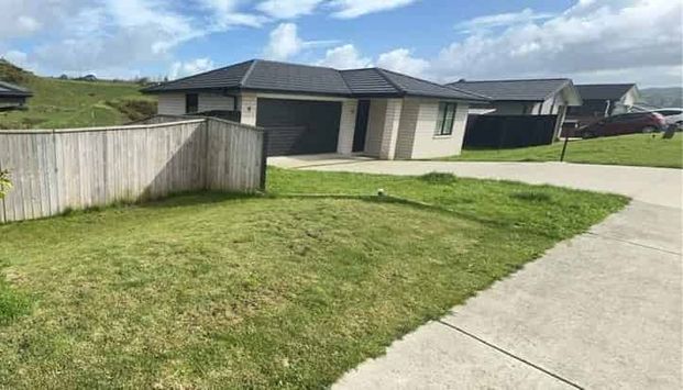 Lovely 4 bedroom home Pokeno - Photo 1