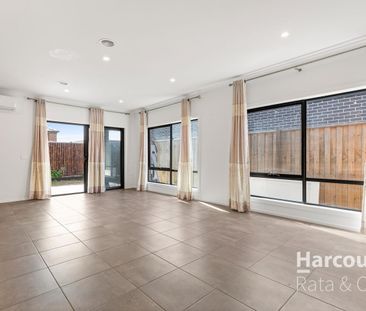 Modern Family Living in a Peaceful Beveridge Setting - Photo 1