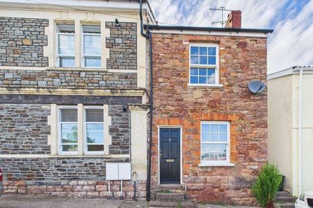 2 bedroom semi-detached house to rent - Photo 5