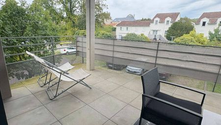 SAINTE RUFFINE - F2- TERRASSE - CUISINE EQUIPEE-GARAGE-2 PARKINGS EXTERIEURS - Photo 3
