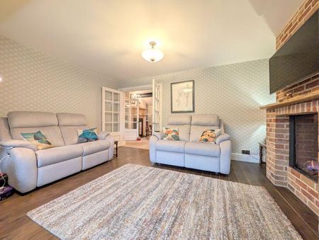 2 bedroom property to rent - Photo 5