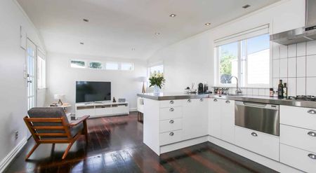 Funky Mt Eden Flat - Photo 4