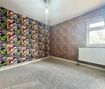 The Avenue, Egham, Surrey, TW20 9AD - Photo 6