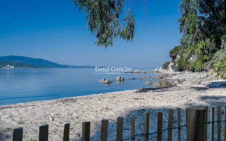 Villa contemporaine à louer en Corse, baie de Propriano. - Photo 2