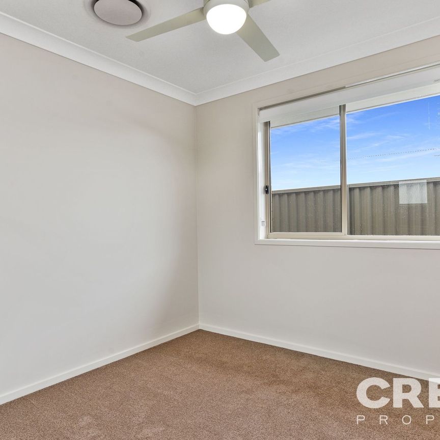 21 Tourmaline Drive, Rutherford - Photo 1